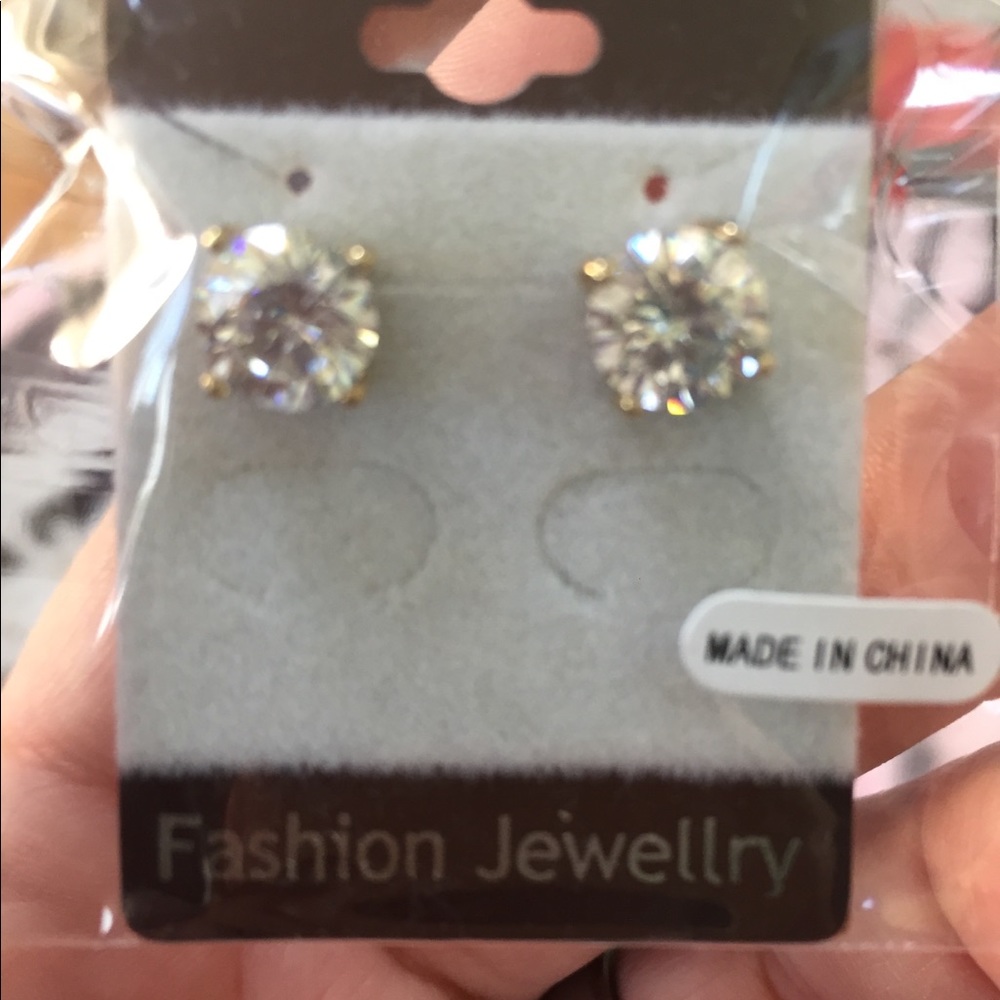 Earring